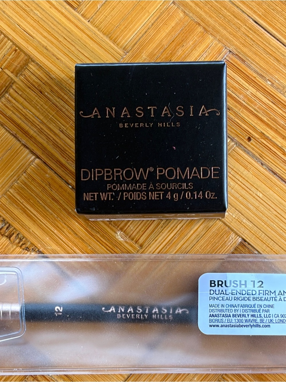 Anastasia Beverly Hills Dipbrow pomade and brush BN Allure Beauty Box May ‘26